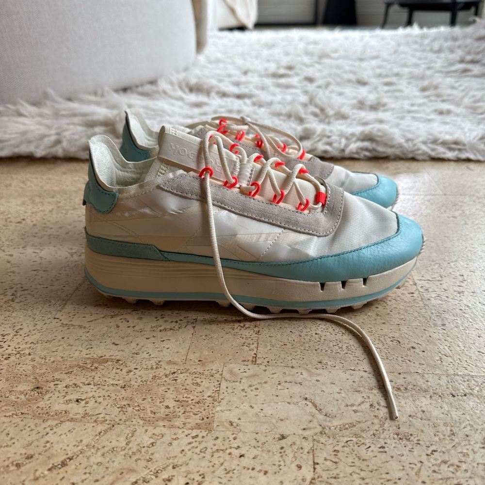 Reebok White and Blue Athletic Shoes